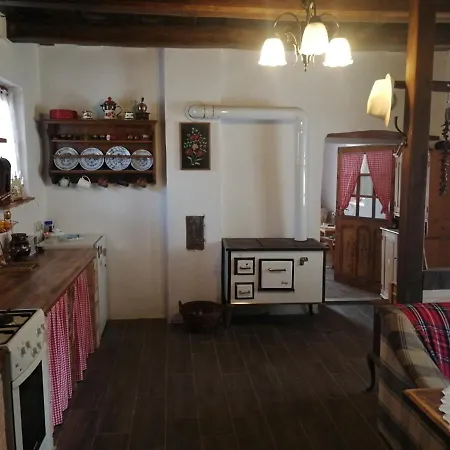 別荘 Traditionelles Flieder *